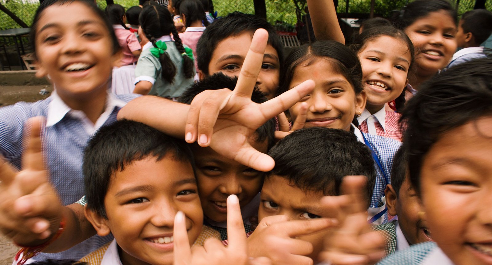 Protéger Nos Enfants : Éveiller leur Conscience et Briser le Silence